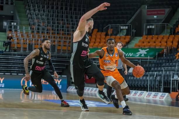 的基础上 的基础上