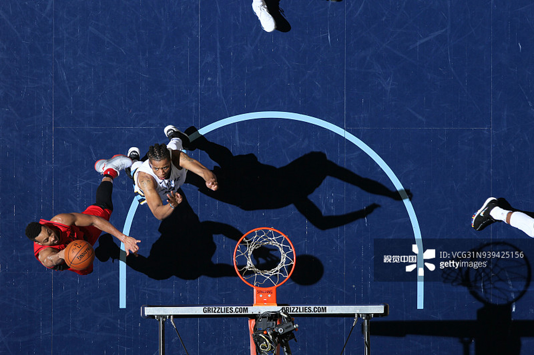 一位来自济 一位来自济