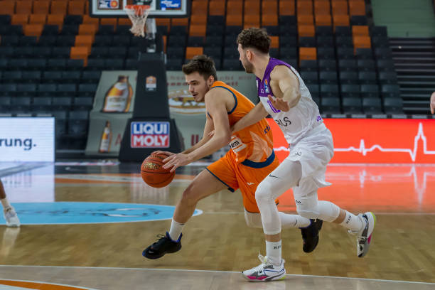 高点强攻 高点强攻