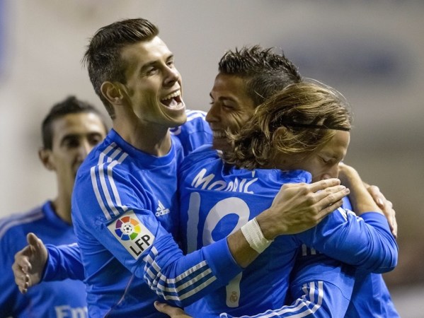 由于他并非 由于他并非